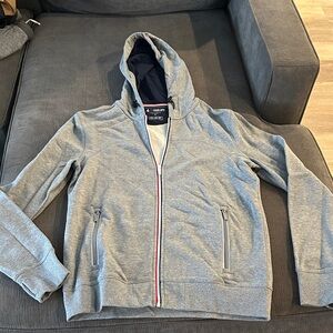 Men's Grey Hooded Zip-Up Sweatshirt